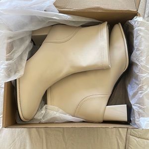 New - Never Worn! Lattelier Squared-Off Toe Boots (Size 10)